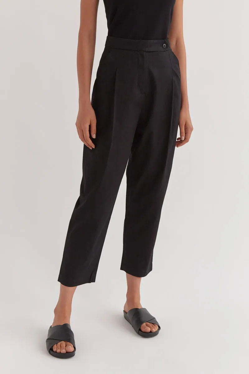 Assembly Label - Agnes Cotton Pleat Pant - Black