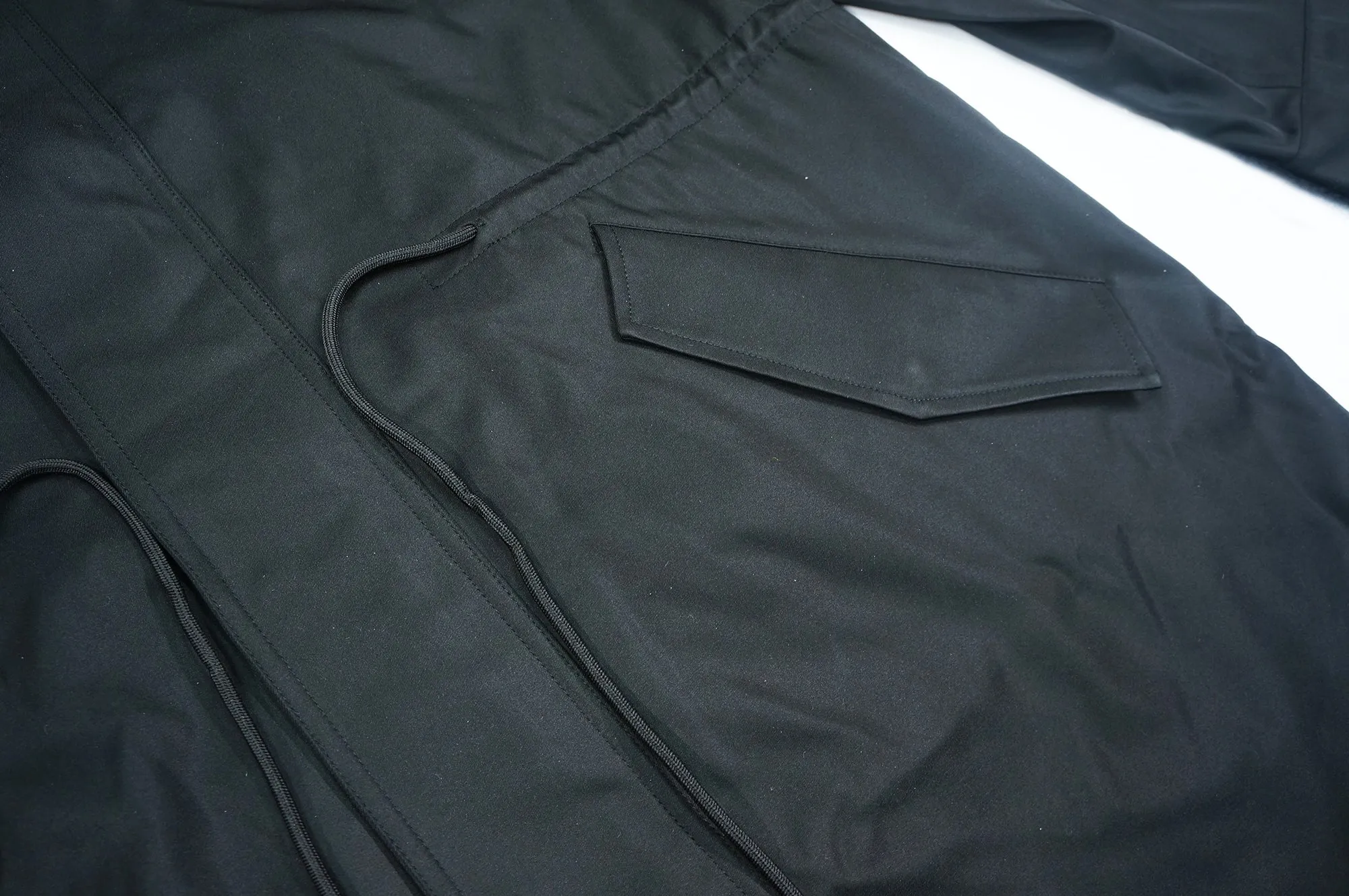 <A 000a001y5a03> Fungolia 2020 Travel Parka Jacket (Black)